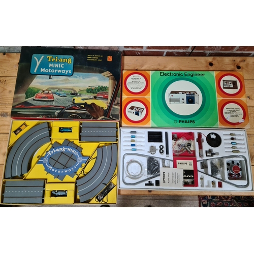 32 - A Tri-ang Minic Motorways 00/H0 gauge set and a vintage Phillips Electronic Engineer set