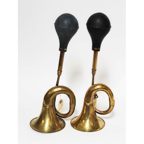 150 - A pair of brass bulb horns, length 48cm each.