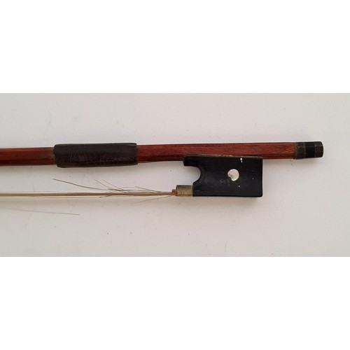 256 - A group of 5 violin bows