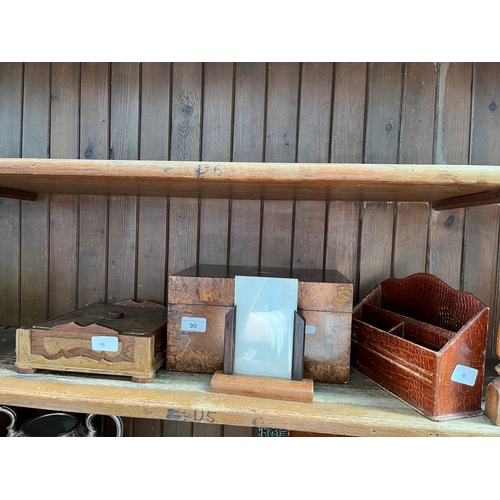 Lot 90        