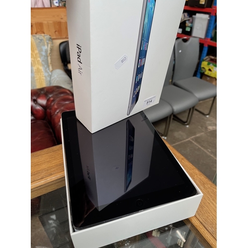 514 - Ipad Air with charger,working order, factory reset.