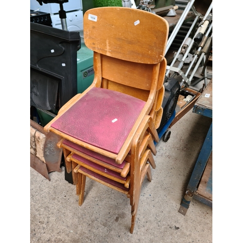 1036 - A set of 4 vintage chairs