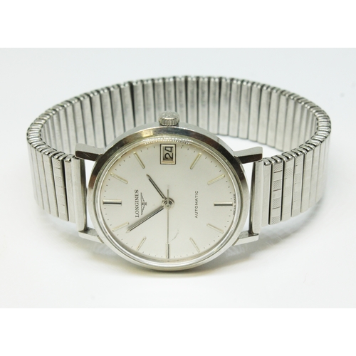 88 - A Longines stainless steel automatic watch, circa 1967, ref. 7844-1, cal. 345, diam. 35mm, signed si... 