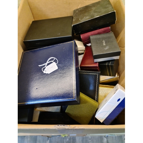 143 - A large selection of vintage and modern empty jewellery boxes.