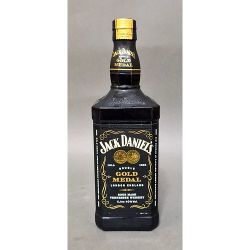 170 - A Jack Daniels Double Gold Medal London sour mash Tennessee whisky Anglo-American Exhibition 1914 an... 