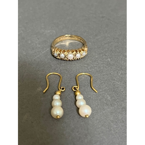 244 - A 9ct gold pearl ring together with a pair of 9ct gold 3 pearl drop earrings.