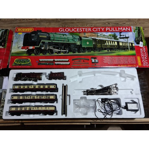 341 - Mainland set 00 gauge railway comprising a loco, etc in a Hornby box and a Hornby 