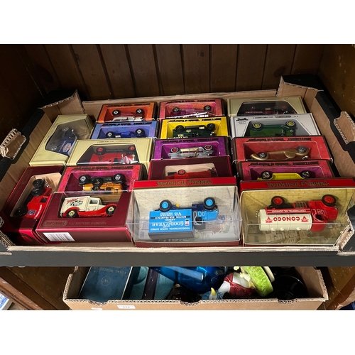 523 - 17 Matchbox model vehicles, all boxed