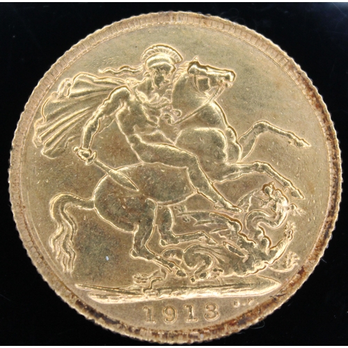 109 - George V 1913 gold sovereign.