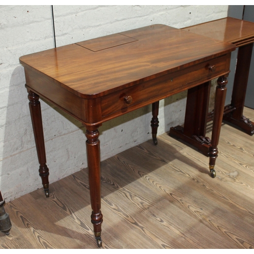 297 - A Gillows mahogany chamber writing table, second quarter of the 19th century, inkwell compartment, s... 