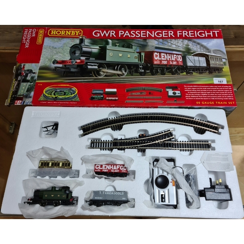 167 - A boxed Hornby 00 gauge train set 