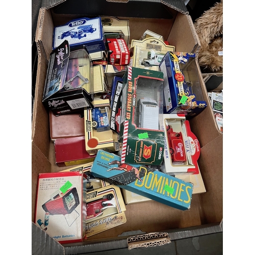 96 - A box of model cars