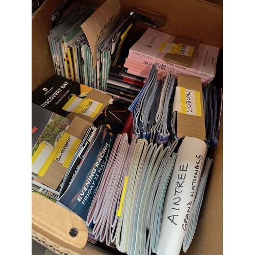 428 - A large quantity of collectors racecards, Aintree, Cheltenham & Haycock etc.