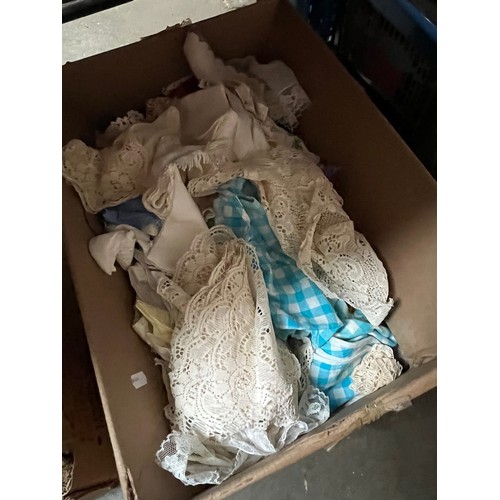 186 - A box of linen, lace and crochet work