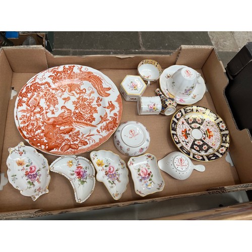 544 - Royal Crown Derby - 13 items together with 2 antique Derby items, a cup c1880 and a vase (AF) c1800-... 