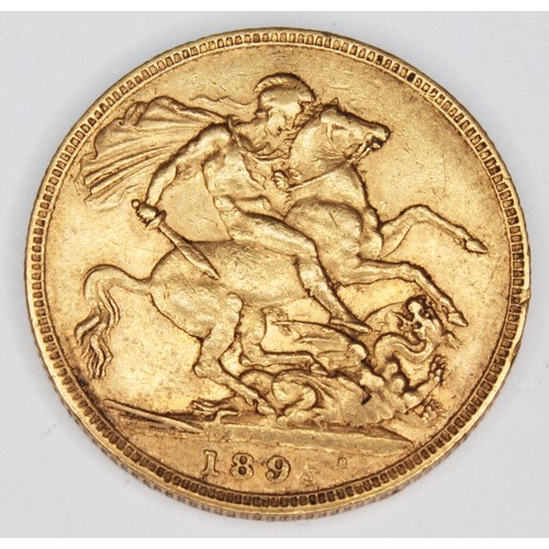 54 - Victoria Old Head sovereign London Mint 1895.