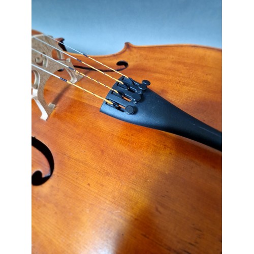 62 - A French cello, labelled 'J.T.L. Geronimo Barnabetti Paris', two piece back, length 749mm, with bow ... 