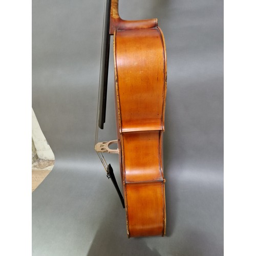 62 - A French cello, labelled 'J.T.L. Geronimo Barnabetti Paris', two piece back, length 749mm, with bow ... 