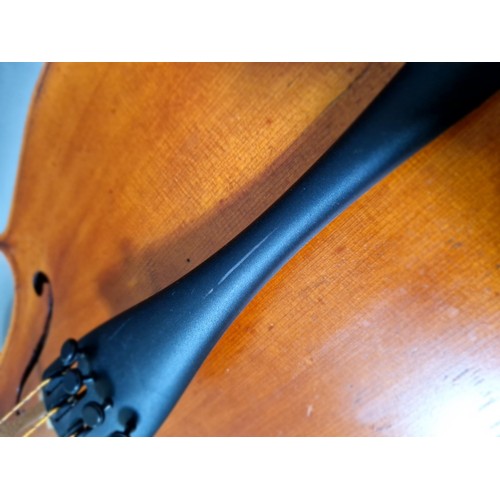 62 - A French cello, labelled 'J.T.L. Geronimo Barnabetti Paris', two piece back, length 749mm, with bow ... 