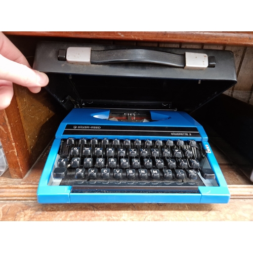 45 - A Silver Reed Silverette 2 portable typewriter