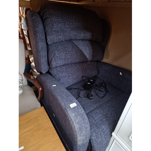 1018 - A modern electric reclining armchair