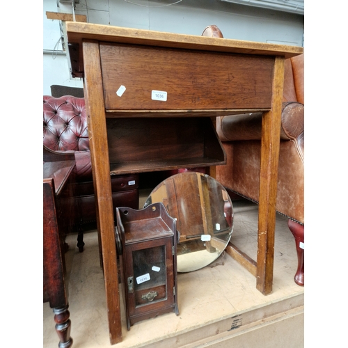 1036 - A vintage school desk.