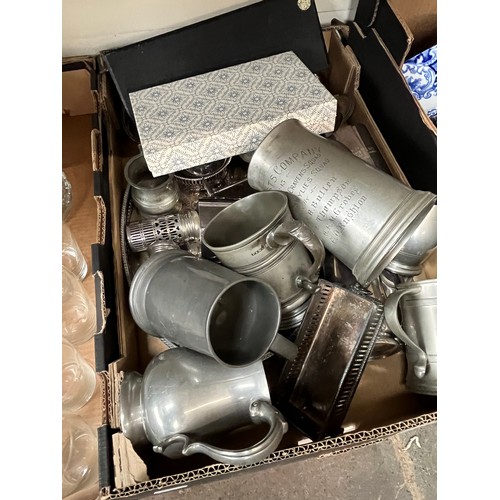 652 - Box of pewter tankards and EPNS