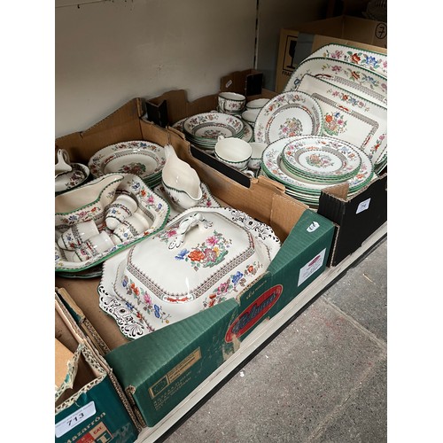 714 - A Spode 'Chinese Rose' tea set/dinner service including tureens, etc. approx 50 pieces