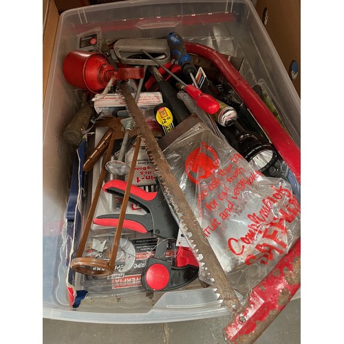 136 - A box of various tools / garage-ware.