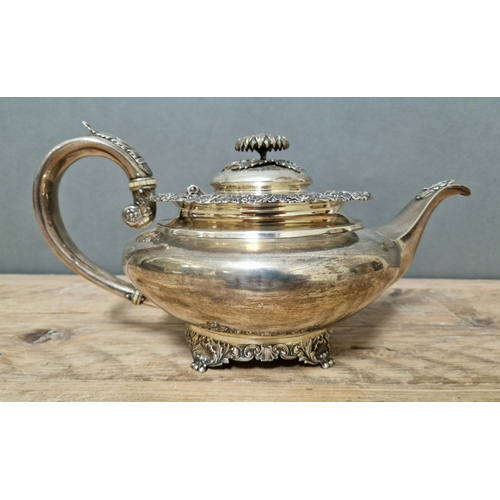 357 - A hallmarked silver teapot, William Bateman II, London, 1830, gross wt. 22.8 ozt.