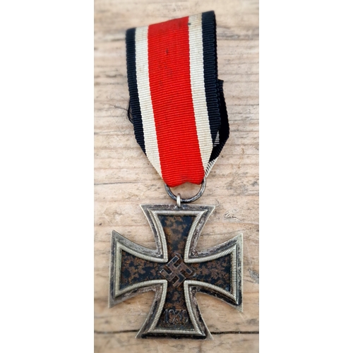 31 - A German WWII Iron Cross, 2nd class, marked 1939.