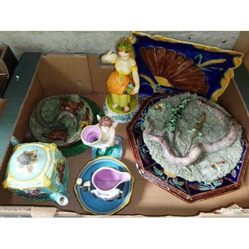 161 - A box of mainly Majolica pottery.