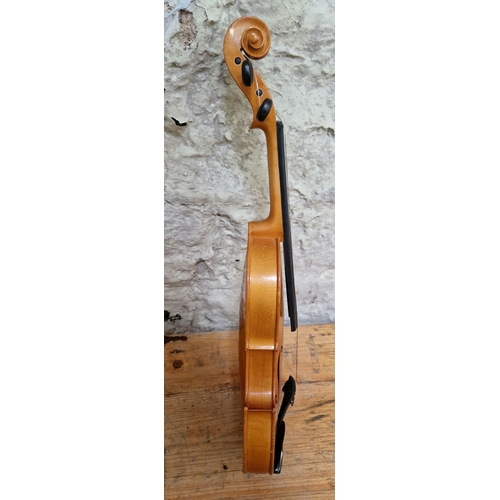 198 - A 20th century Romanian violin, made in the workshop of Andreas Leller for Stentor Music Co Ltd, two... 