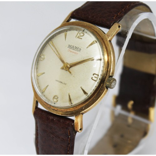 A Roamer Premier 9ct gold 17 jewel wristwatch, diam. 34mm, leather strap.