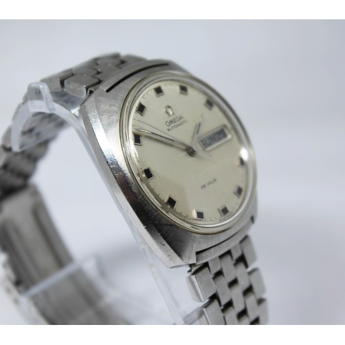 12 - An Omega De Ville automatic calendar stainless steel wristwatch, circa 1970, case diam. 36mm, signed... 