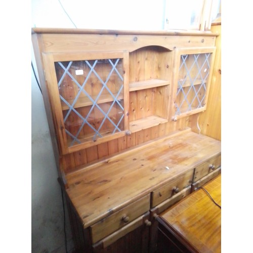 907 - A pine dresser, width 138.5cm.