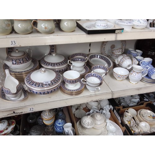 626 - Wedgwood dinnerware, Royal Grafton china and other teaware