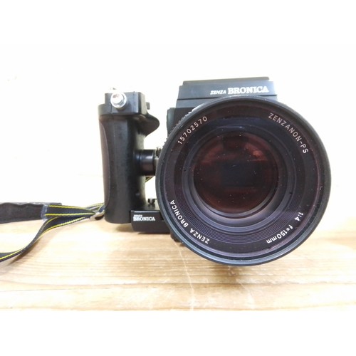 2 - A Zenza Bronica SQ-A medium format SLR camera, serial no. 1251186, Zenzanon-PS 1:4 f=150mm lens, ser... 