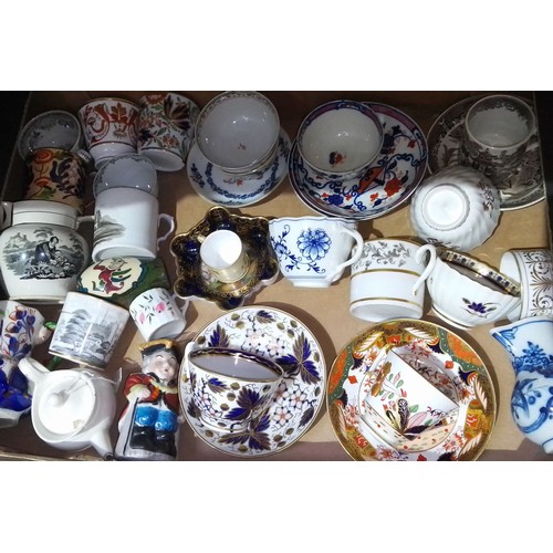 300 - Assorted cabinet china, mainly English 19th Century, various patterns.