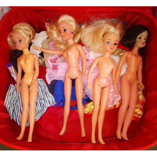 Large sindy doll on sale