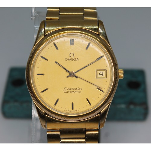 87 - An Omega Seamaster gold plated automatic calendar wristwatch, circa 1970, case diam. 34mm, non match... 