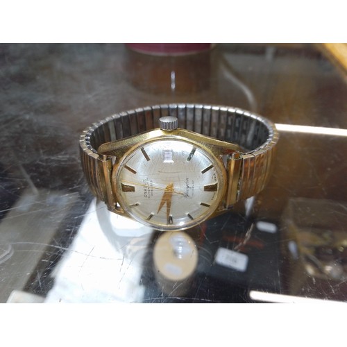 102 - A gents Gradus automatic wristwatch