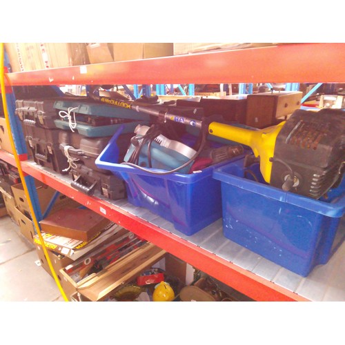 257 - Various tools etc including petrol strimmer, belt sander, drills, angle grinders, heat gun, etc.