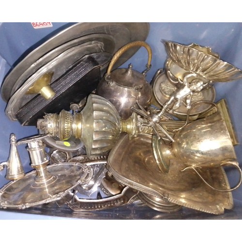 124 - A box of assorted silver plated ware including a column oil lamp etc.