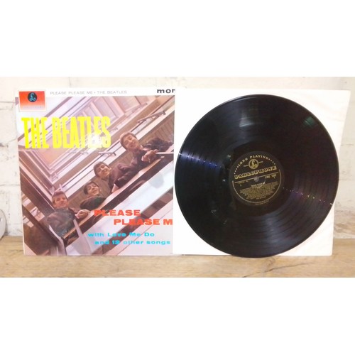 396 - The Beatles - Please Please Me 1963 mono black and gold labels, Dick James credit, first cover with ... 