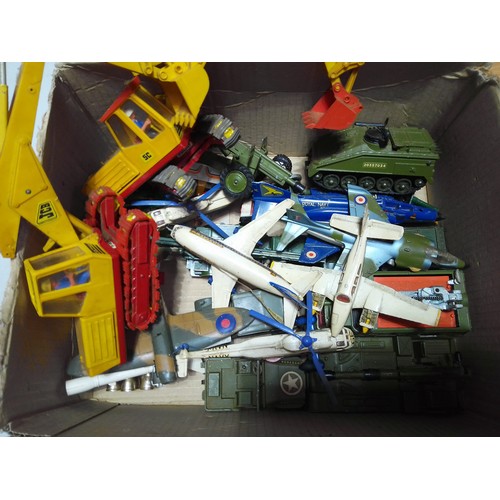 373 - A box of assorted die-cast model vehicles, mainly army.