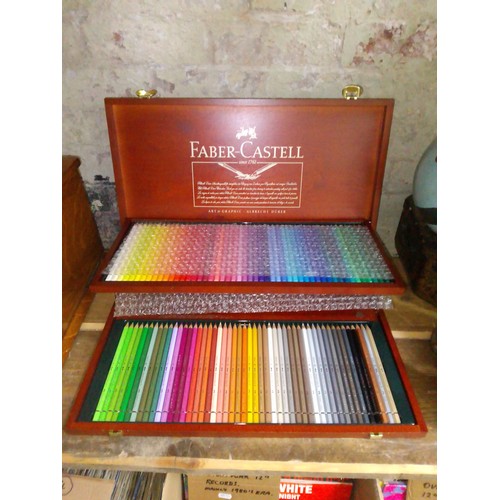 262 - A set of 100 unused Faber Castell Albrecht Durer watercolour pencils in box.