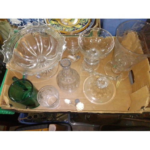 162 - A box of 19th century glass ware including pedestal dishes, drinking glasses etc.