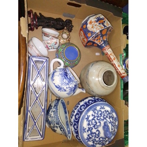 160 - A box of oriental items, mainly Chinese porcelain, also including a carved Chinese figure, cloisonne... 