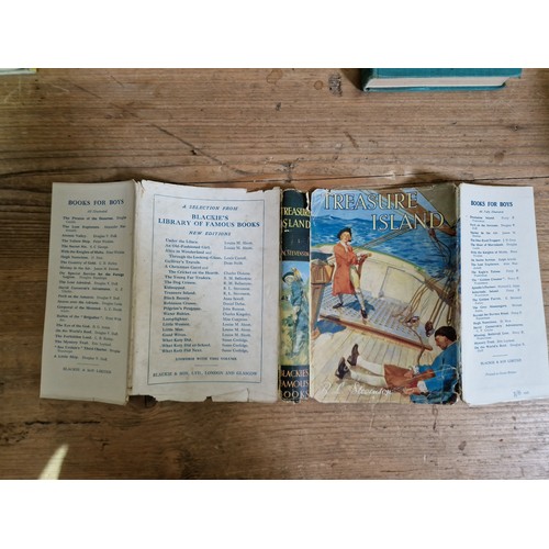 16 - Assorted children's literature, various authors and titles including Arthur Ransome, Enid Blyton etc... 